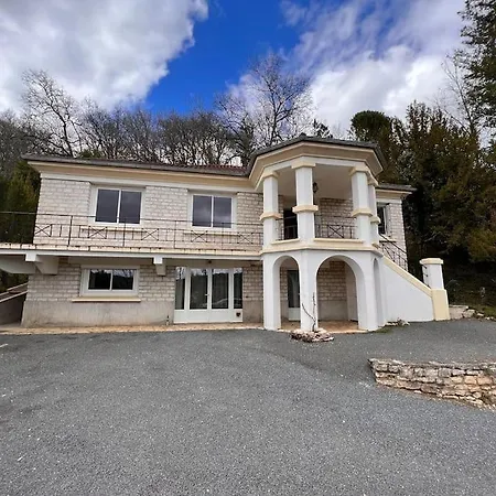 Maison Meublee Holiday home *