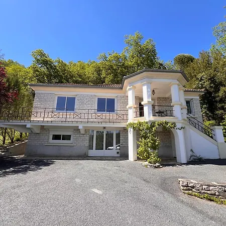 Maison Meublee Holiday home *